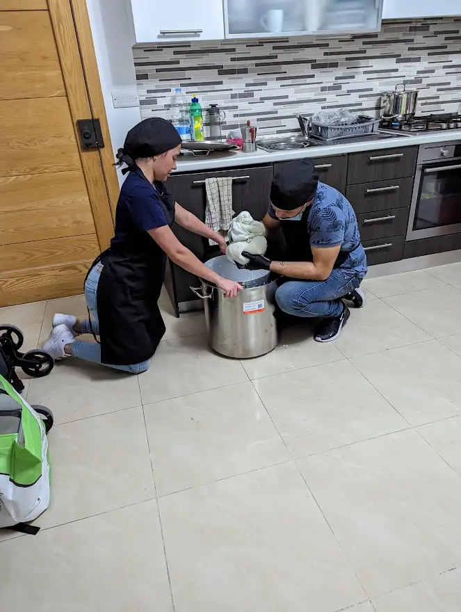 Leo and team working in the kitchen